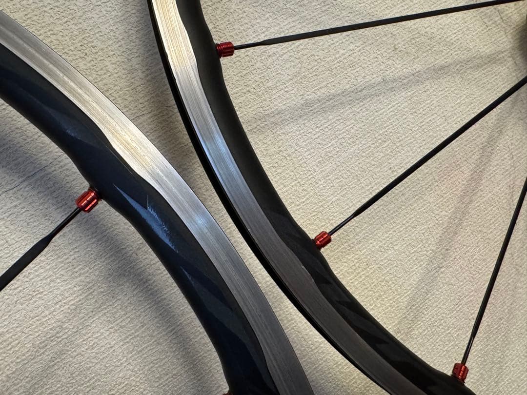 Mavic Ksyrium Elite 2017 RED クリンチャー
