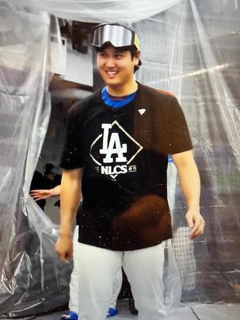 大谷翔平MLB2025NLCS優勝BLACK＆GOLDロッカーROOMTEE/L