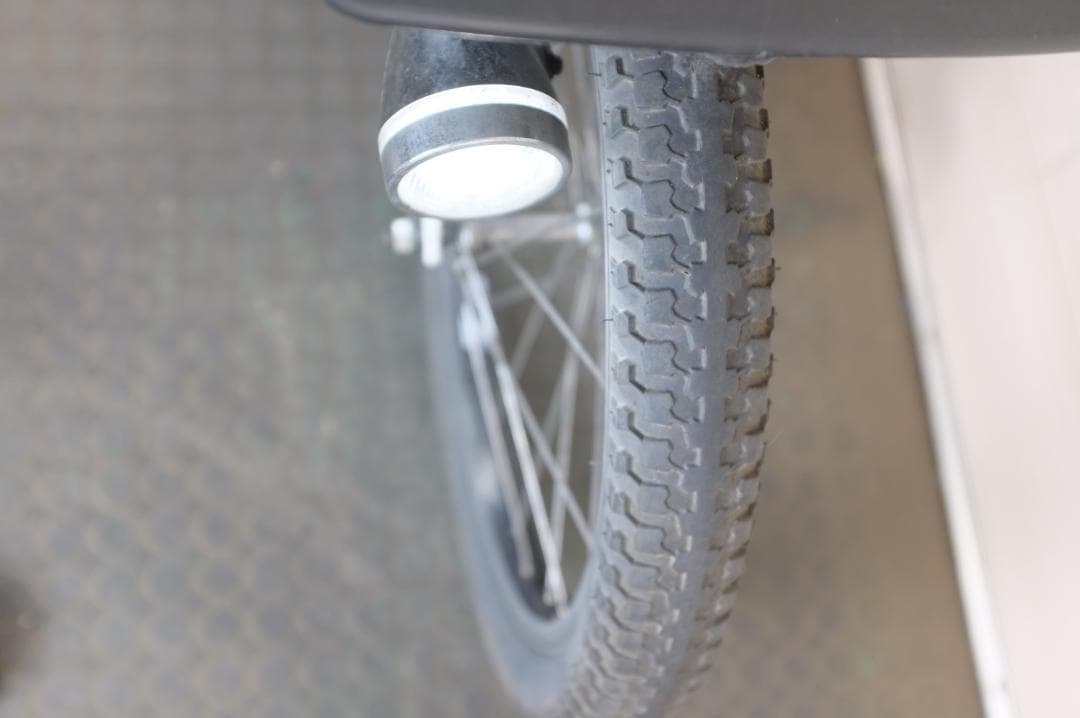 S*t様 電動自転車 ヤマハPAS KISS　20インチ　3段　8.7Ah充電器