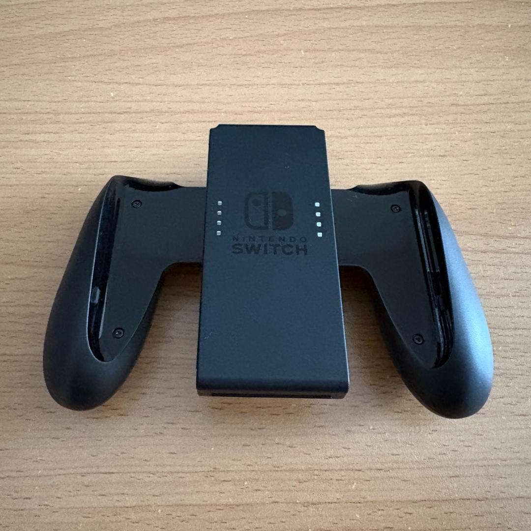 Nintendo Switch 本体 Joy-Conグレー 美品 ストラップ欠品