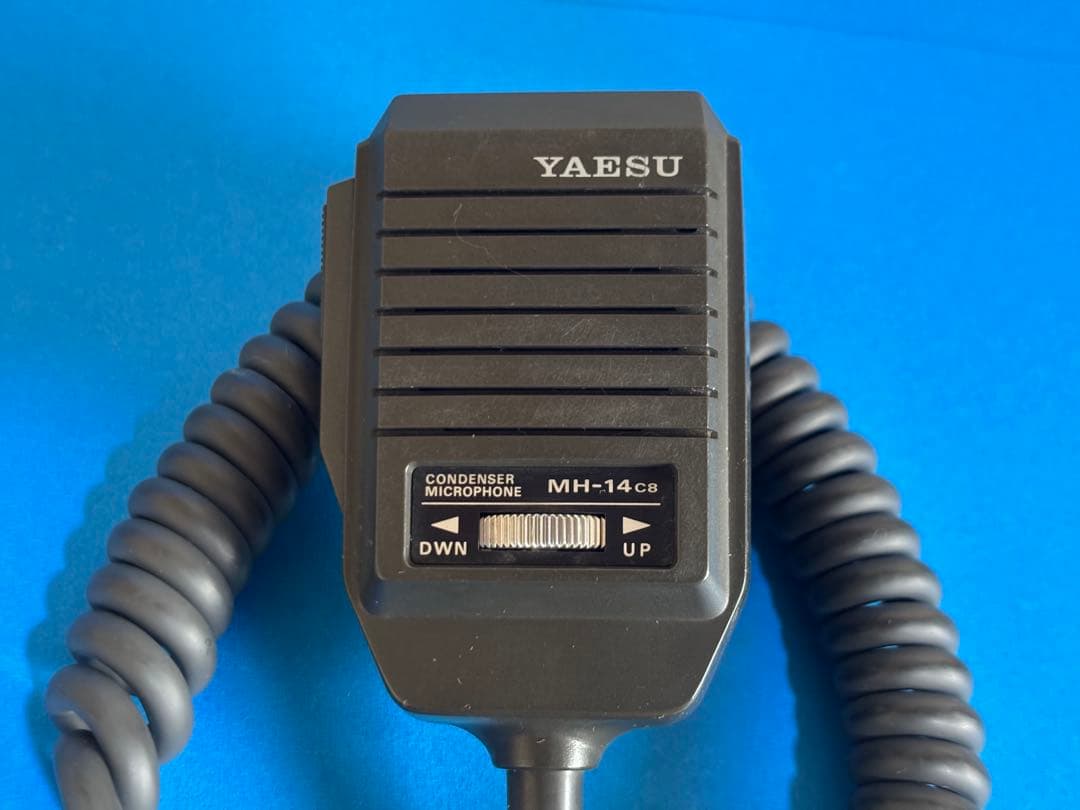 K*p様 YAESU FT-3800 FM トランシーバー