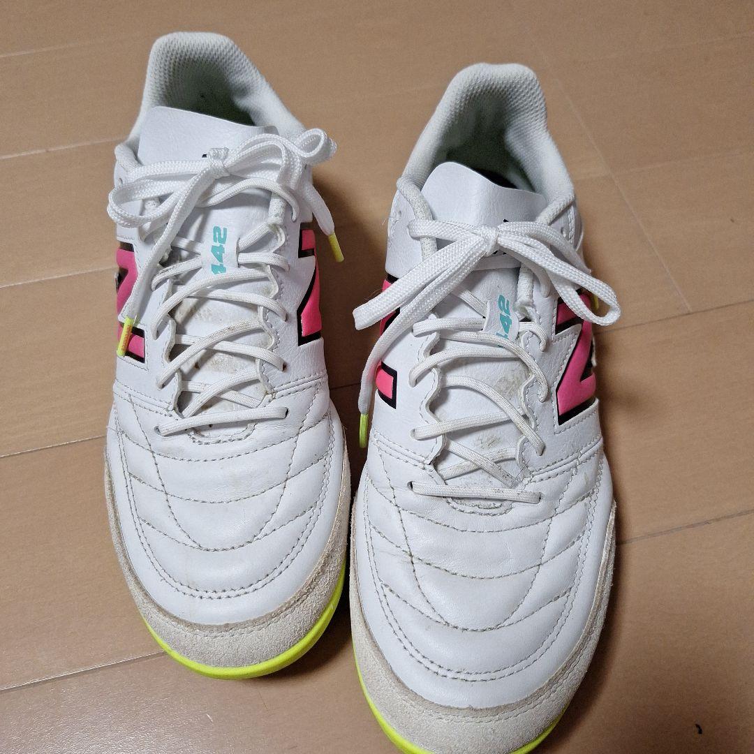 new balance 424 サッカーシューズ ホワイト/ピンク/イエロー