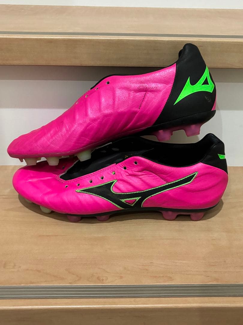 Mizuno レビュラV1ピンク 26.5cm