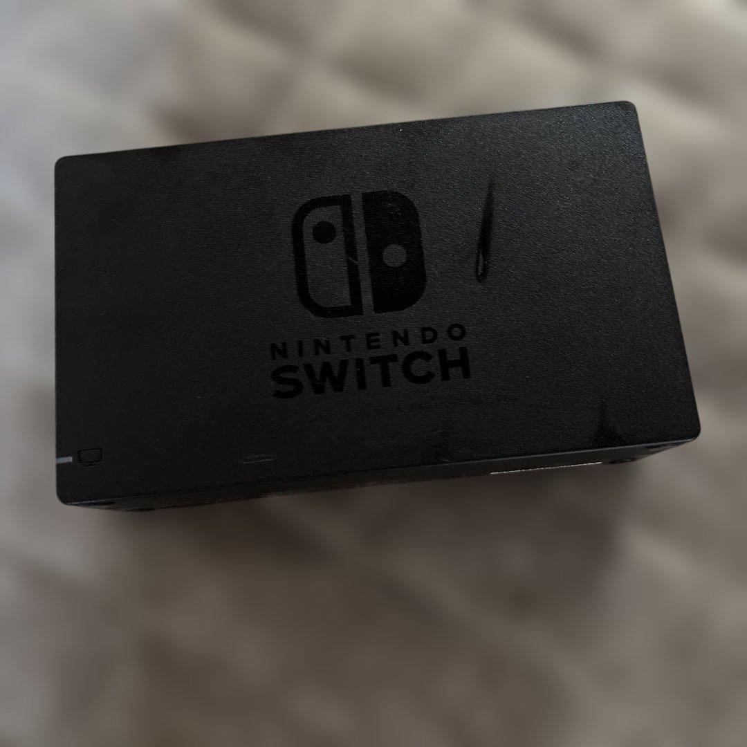Switch 本体　Joy-Conなし