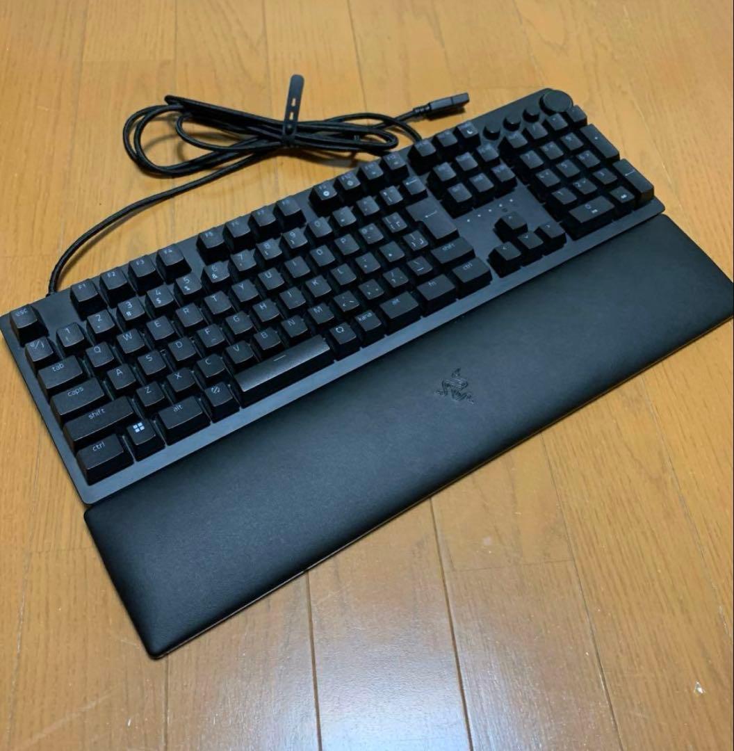 レイザー　ゲーミングキーボード　Razer Huntsman V2