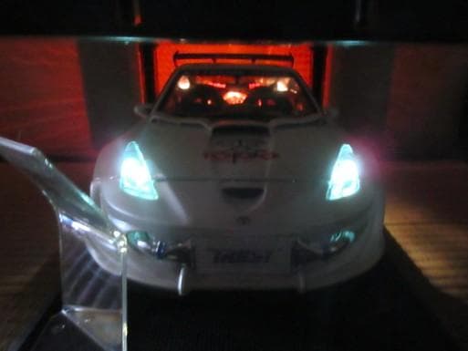 特価 童友社 (1/12) スポコン系 トヨタ CELICA TRD ライト点灯