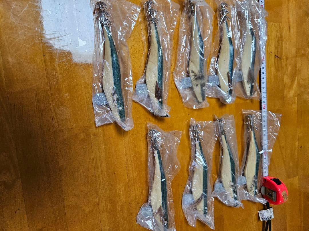 アオリイカ昔ながらの曳きエギです。19本あります。