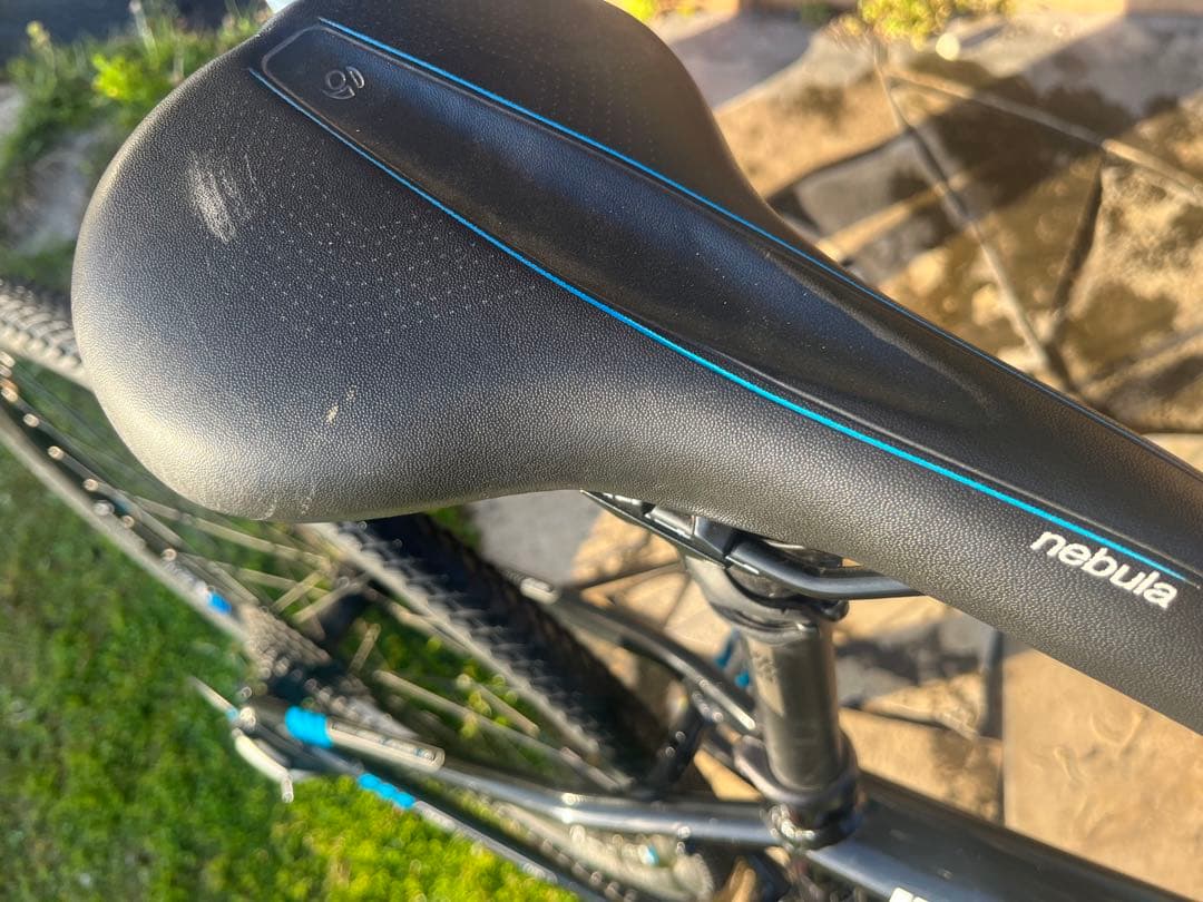 Trek トレック 8.3 DS デュアルスポーツバイク　おまけ付き