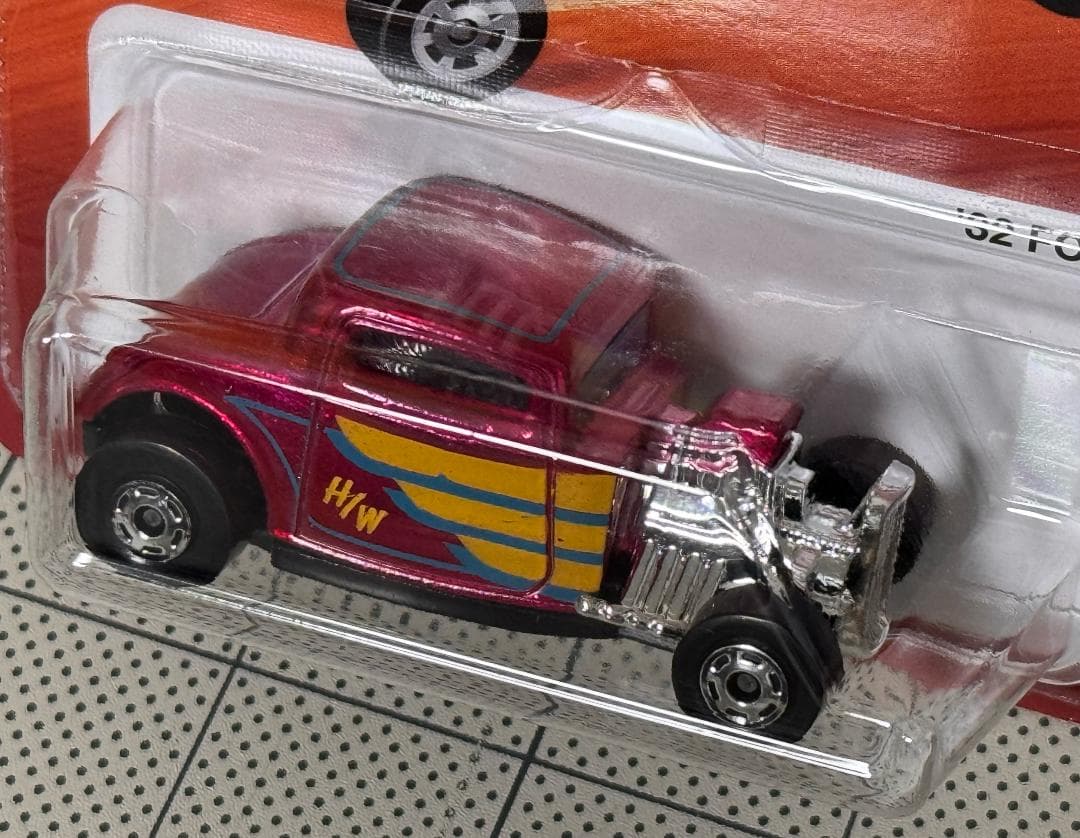ホットウィール 32 FORD ★ HOT ONES ★ 32T ★ 3台セット