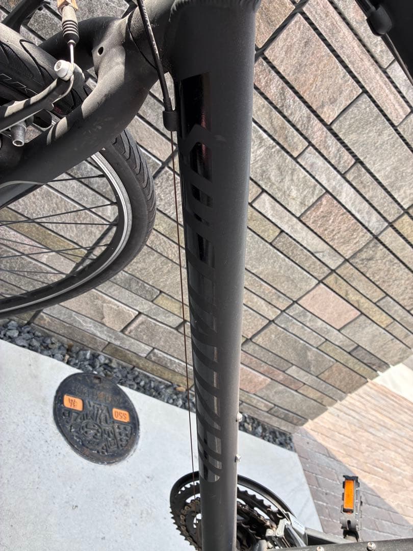 スペシャライズドSIRRUS SPORT クロスバイク　SPECIALIZED