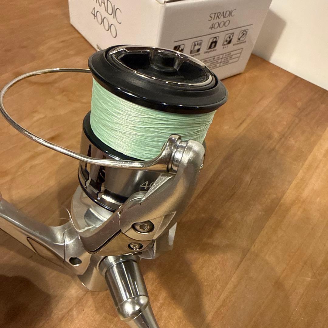 SHIMANO STRADIC 4000 スピニングリール