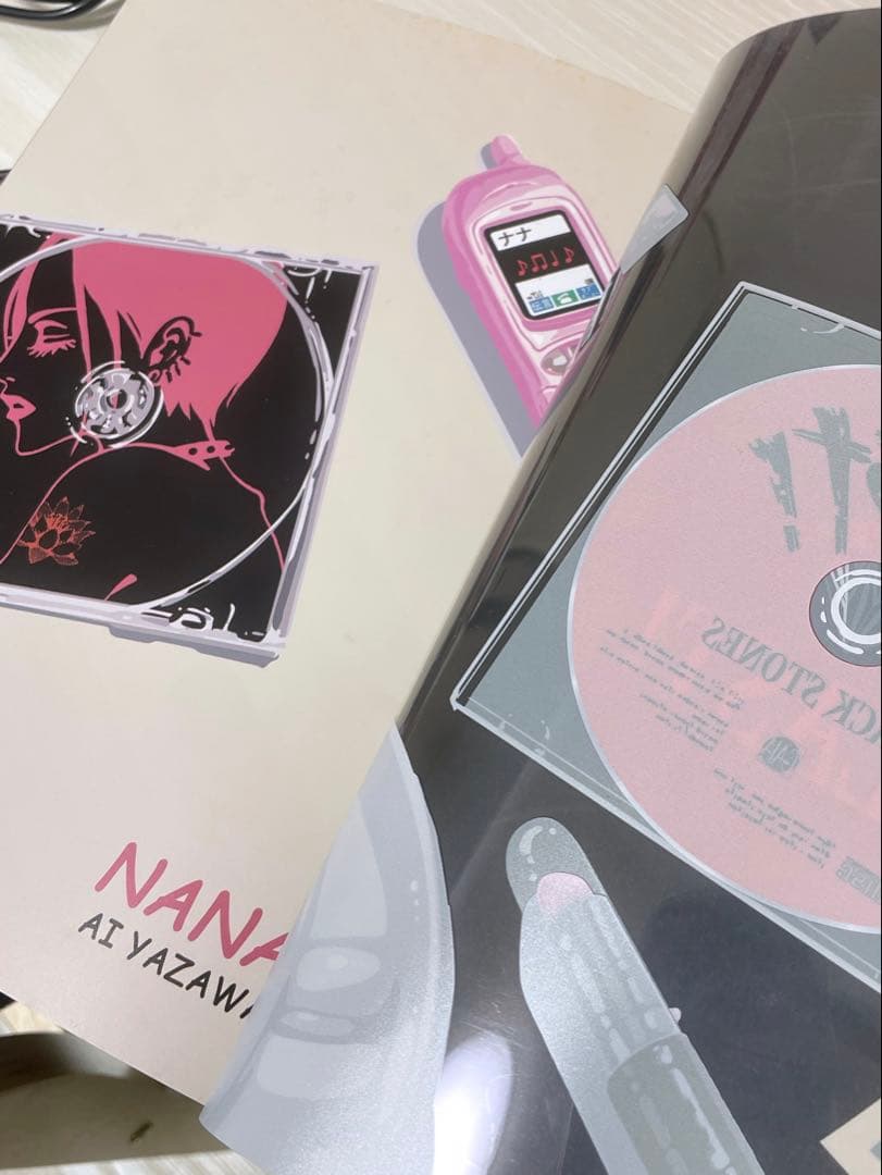 NANA1st ILLUSTRATIONS 初回限定&矢沢あい「NANAの世界」