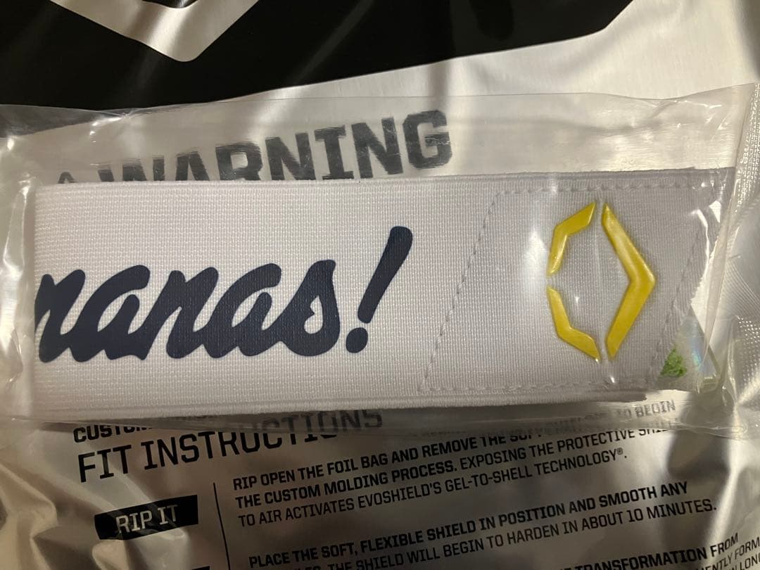 EvoShield エルボーガード サバンナバナナ　ダブルストラップ