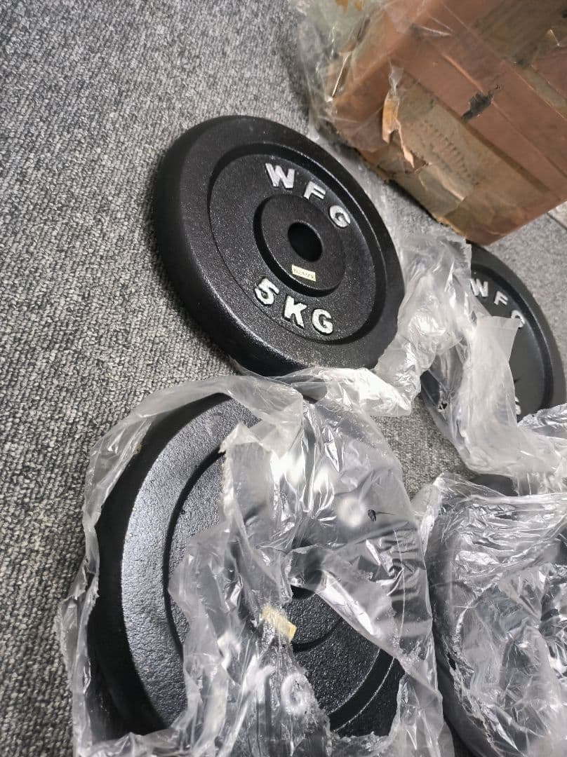 バーベルプレート　WFG　ダンベル　　5kg　4枚　20KG　送料込み