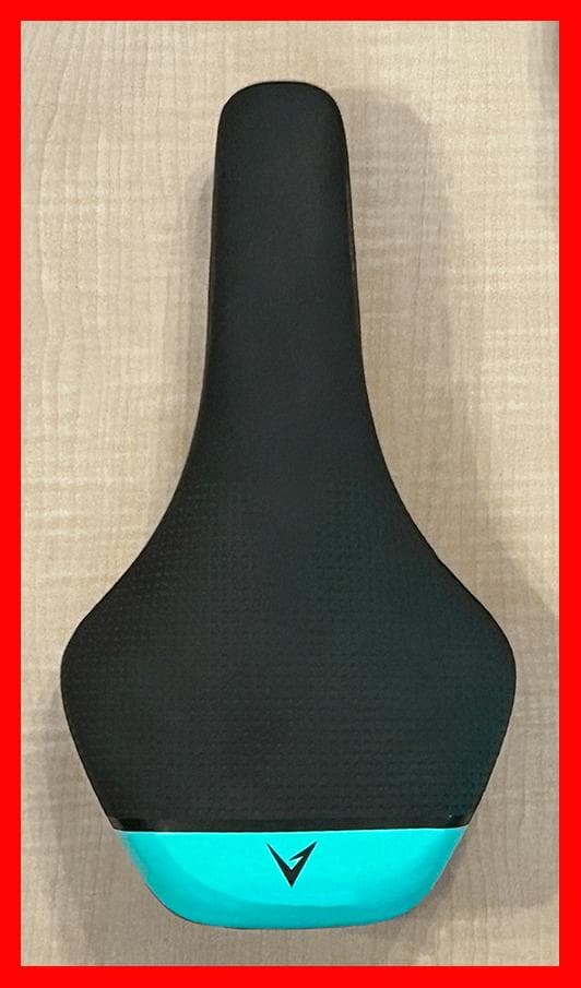★新品未使用★【BIANCHI ( ビアンキ ) 純正】★サドル★