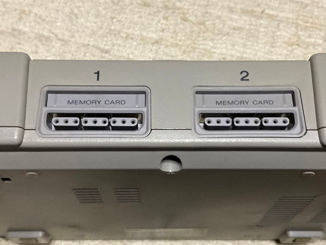 SONY／プレーステーション。モデル／SCPH-3500 コード付き本体のみ。