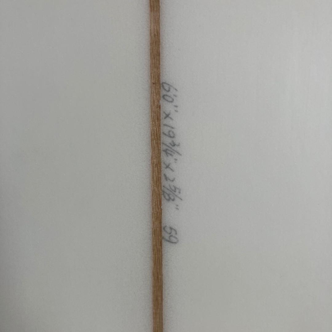 未使用品　プレゼント付き　サーフボード　サーフィン　ショート　6’0　High