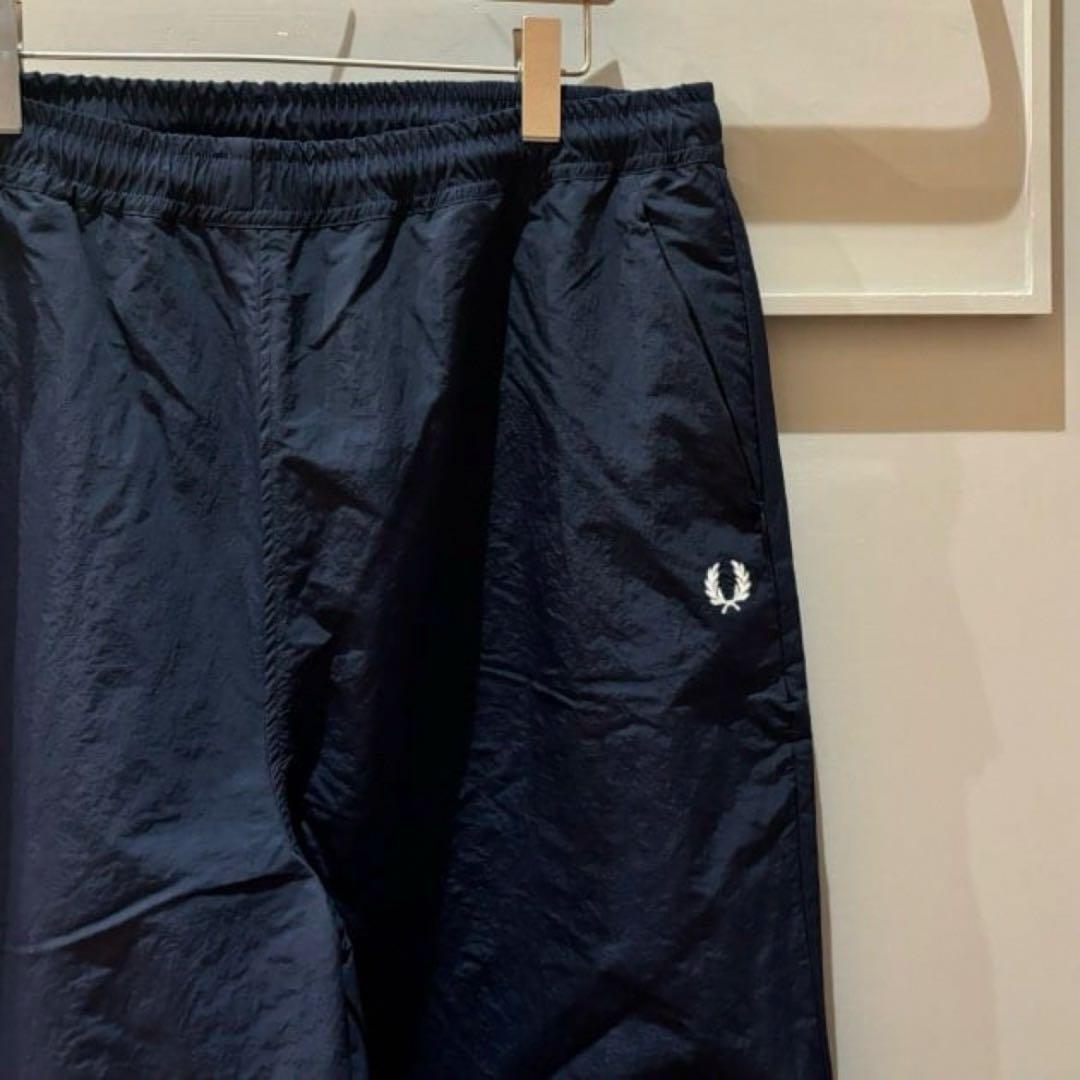 beams　FRED PERRY