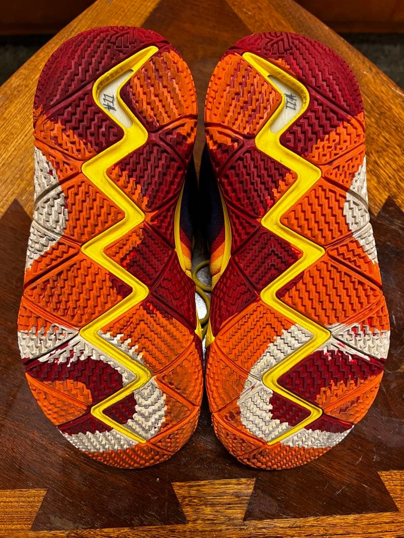 シューズ(男性用) Nike Kyrie 4 EP '70s 26.5cm