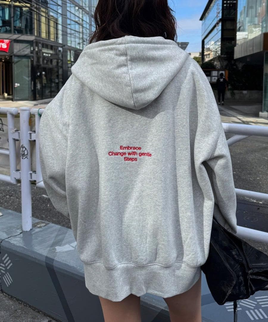 n出品