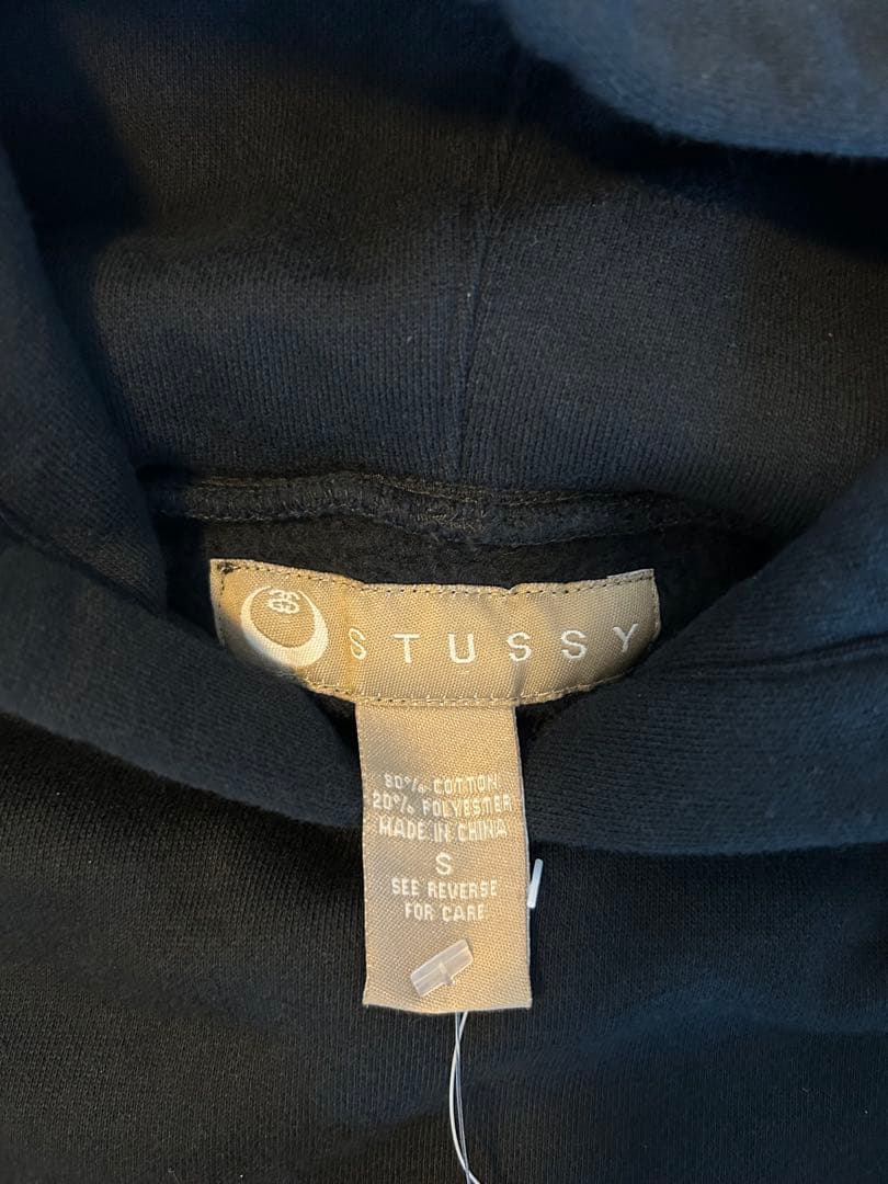 【y新品】STUSSY ショート丈パーカー S