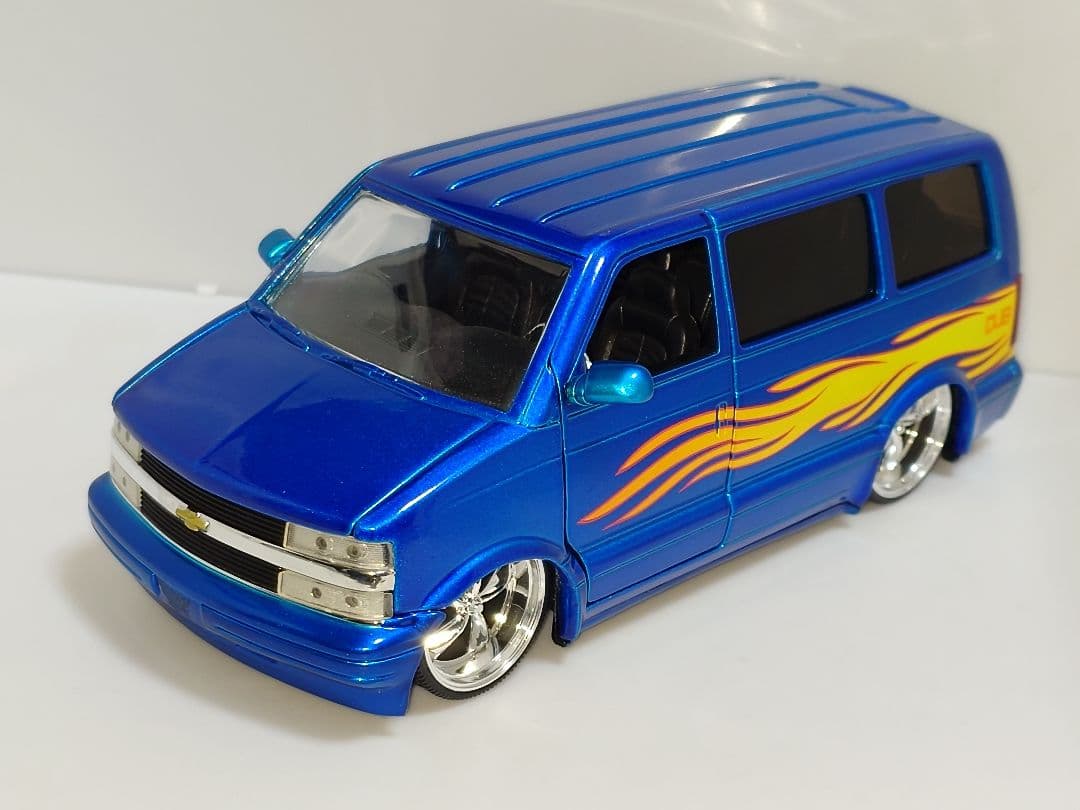 Jada アストロバン ミニカー 1/24 ブルー