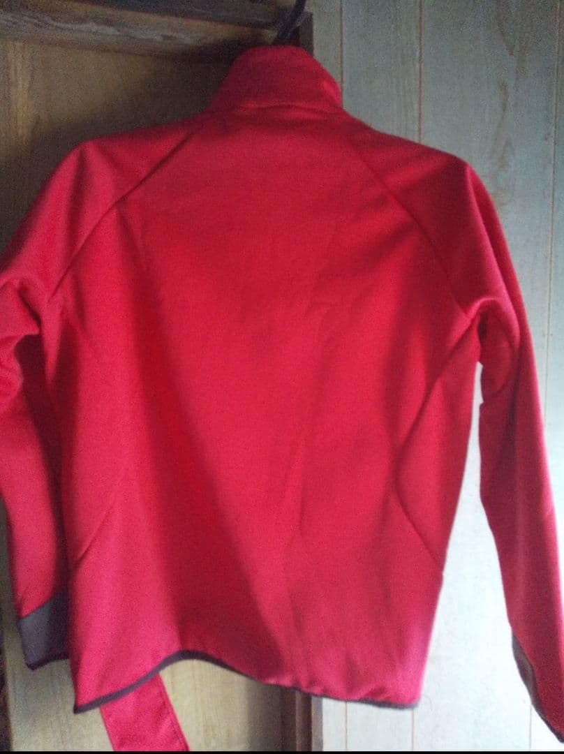 美良品 
DESCENTE デサント Jrミドラー
 サイズ160