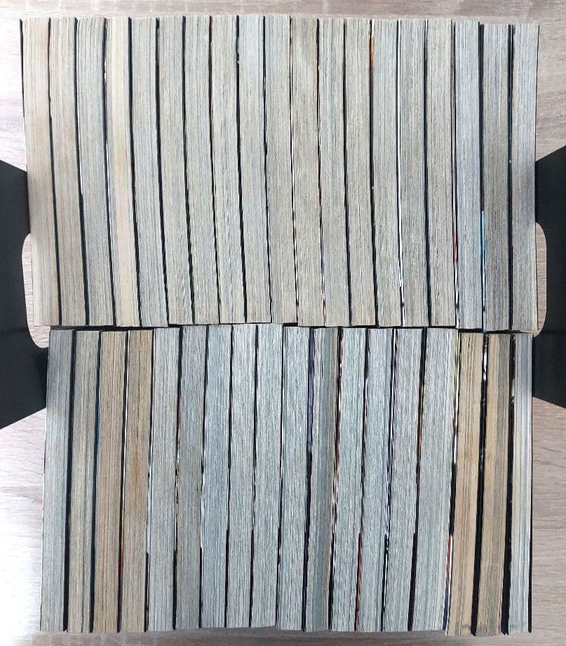 進撃の巨人　全巻　+　関連本3冊　計37冊セット　完結　人気　有名　定番　セット