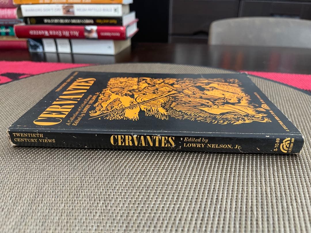 洋書 Cervantes A Collection of Critical Essay