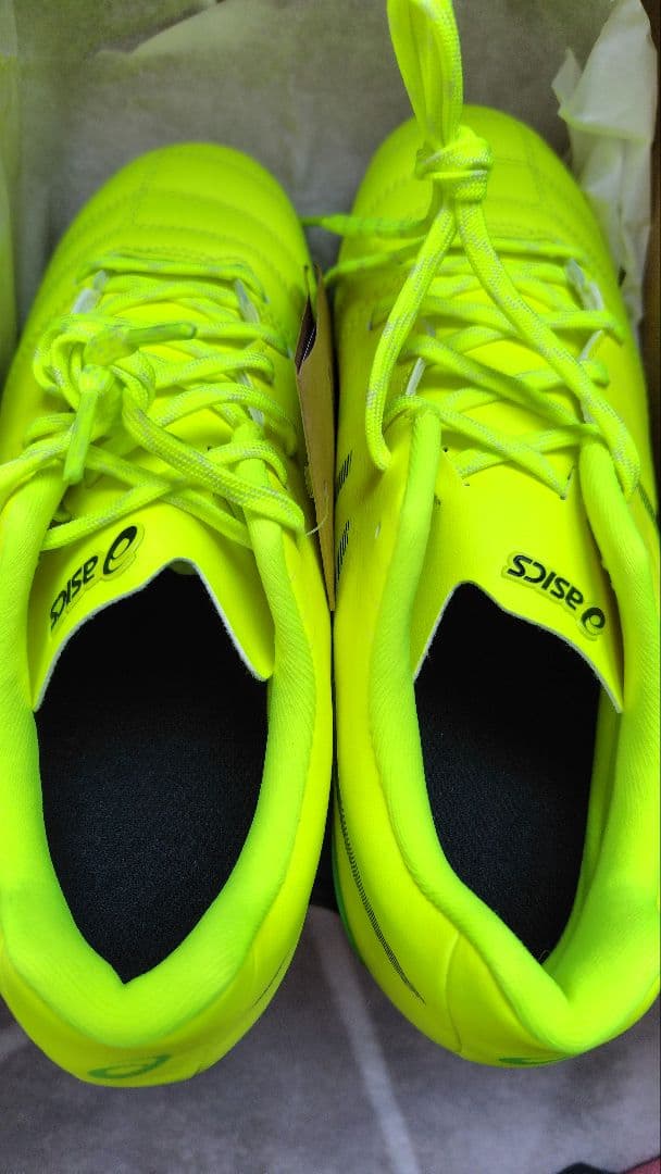 新品＊ASICS　DSライト サッカーシューズ スパイク 23.0　ジュニア
