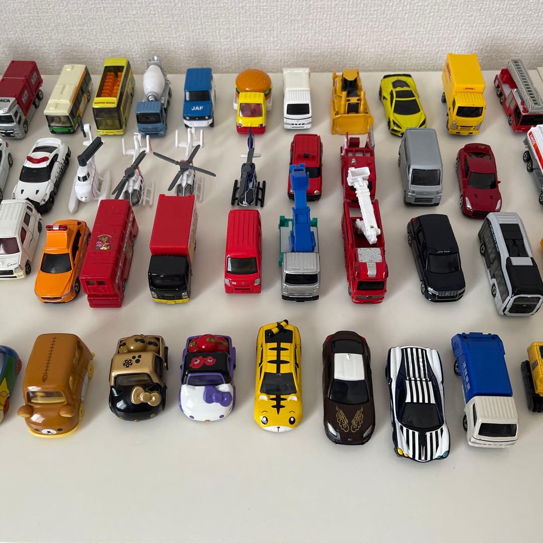 トミカまとめ売り76台