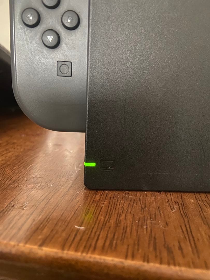 Nintendo Switchグレー 本体 充電ケーブル付き.スイッチケース付属