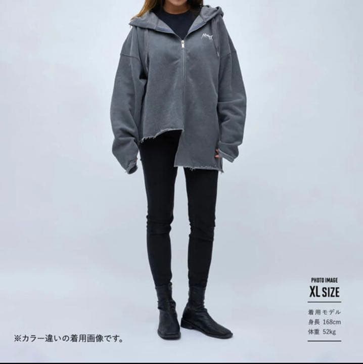 1週間限定値下げ！BY BTS グク ジップアップ フーディ ホワイト Mサイズ