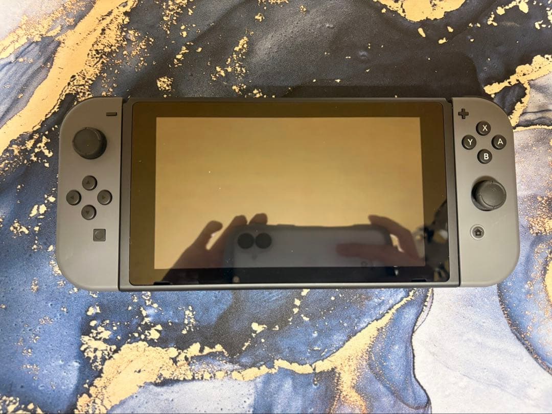 【未使用に近い】バッテリー強化版　Nintendo Switch スイッチ本体
