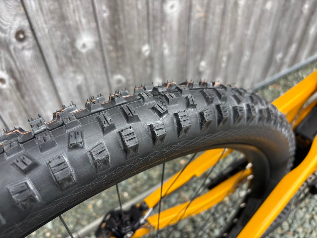 SANTA CRUZ 5010 Mサイズ　27.5インチ