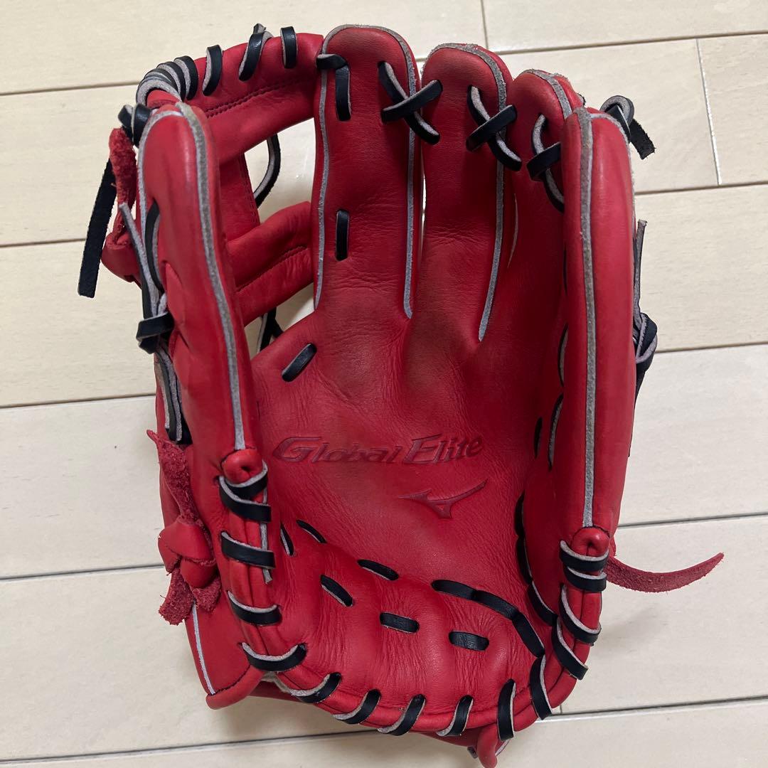 Mizuno Global Elite レッドグローブ