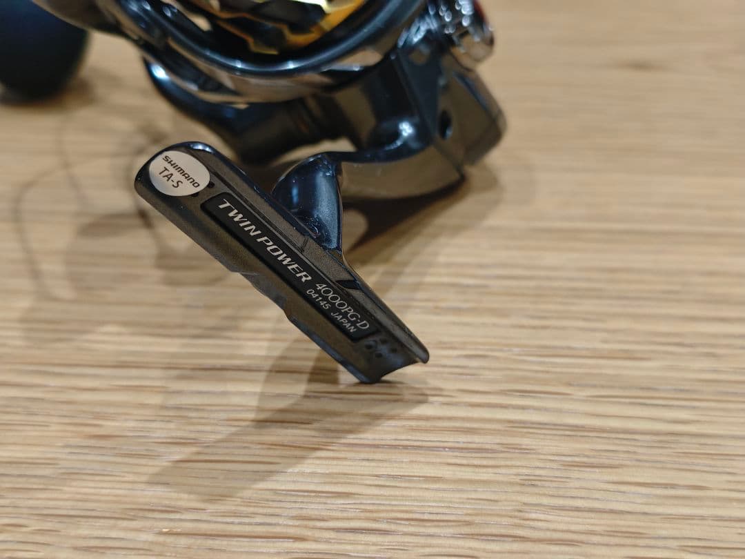 TWIN POWER 4000PG スピニングリール