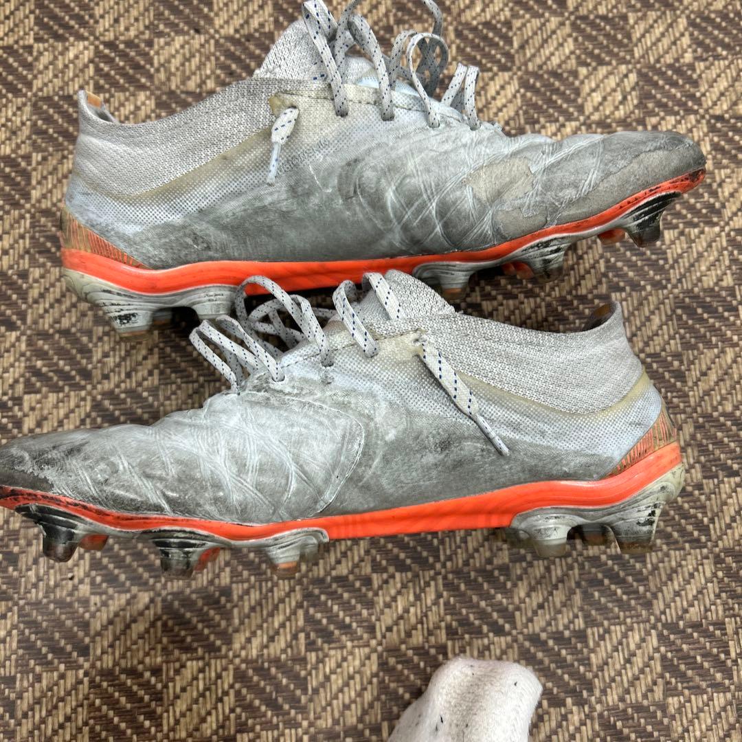 adidas サッカーシューズ スパイク グレー/ネイビー/オレンジ