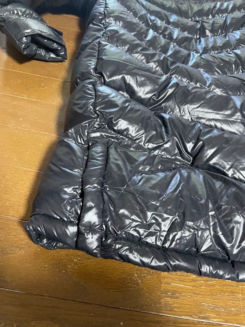 adidas フード付きダウンコート 黒　　ブラック　アディダス