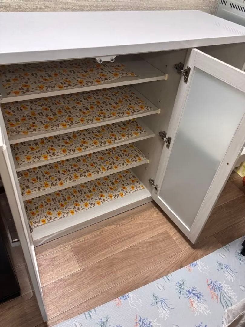 【たのメル便送料込み】6/15頃まで出品　食器棚　ガラス扉 120cm 美品　白