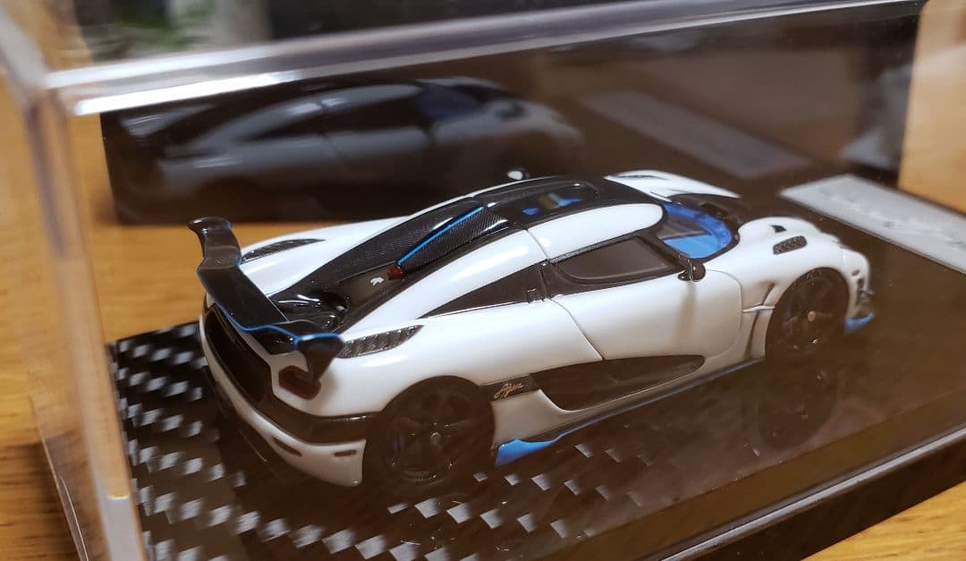GRYNING model 1/64　ケーニグセグ アゲーラ RS RS1