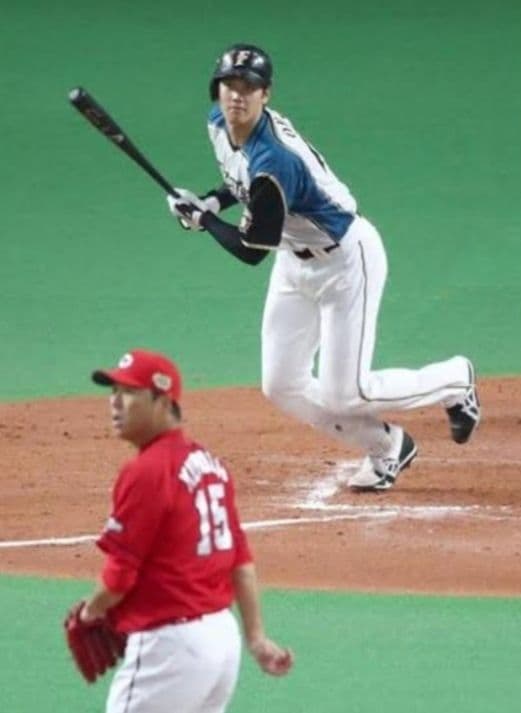 広島　東洋　カープ　黒田　ハイクオリティ　ビジター　ユニフォーム　デサント　M