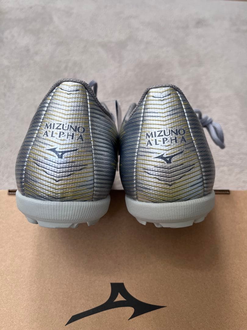 未使用　Mizuno Alpha2 SELECTサッカーシューズ ワイド