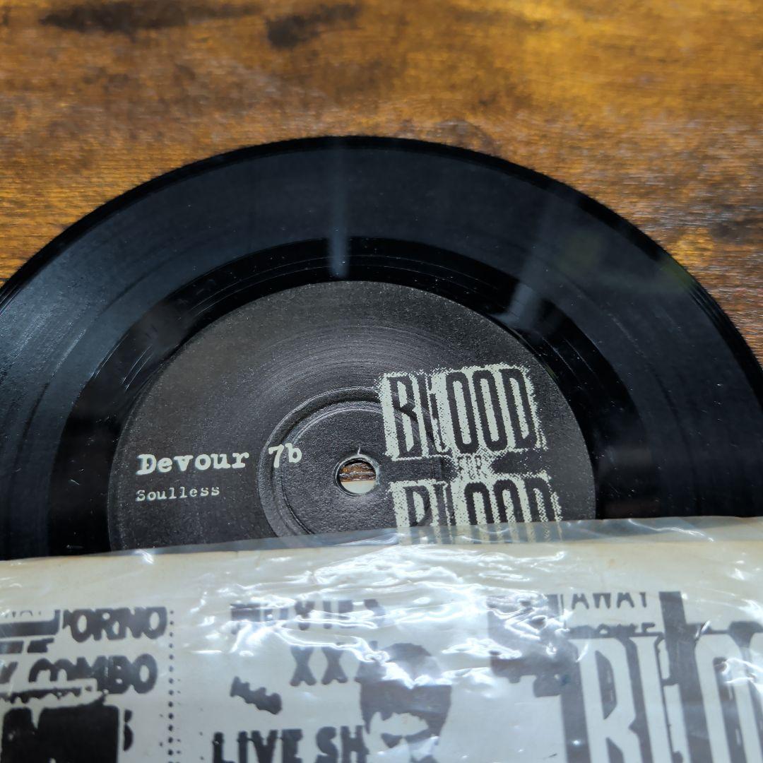 ​Blood For Blood / Soulless 7インチ NYHC