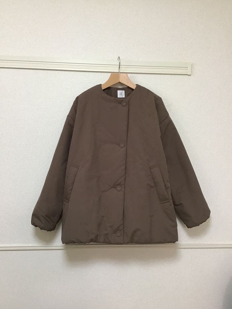 nop de nod ノップドゥノッド ノーカラー中綿ショートコートモカ 新品