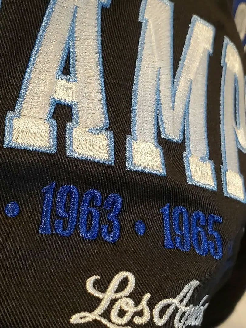 ドジャース ワールドシリーズ優勝記念ジャケット 海外Ｍサイズ MLB 大谷翔平