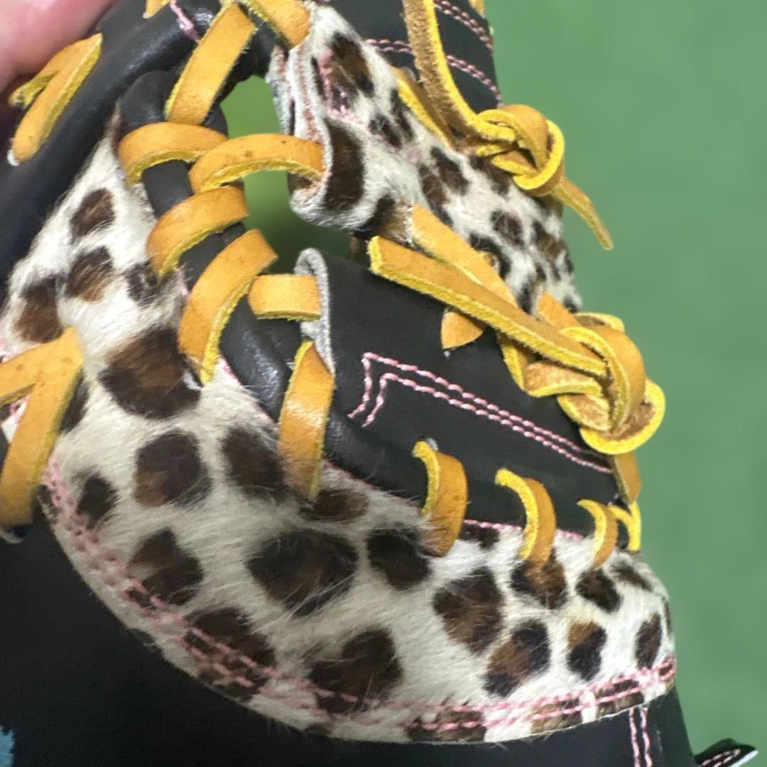 早い者勝ち！YSF軟式用ファーストミット　 ヒョウ柄刺繍入り