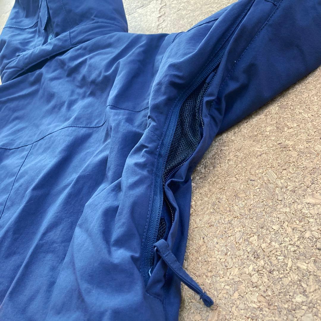 【美品】クイックシルバー QUIKSILVER スノボジャケット Lレディース