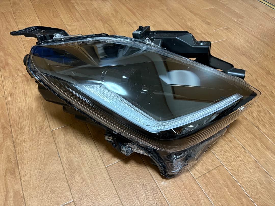 スイフト ZDEDS 右LEDヘッドライト