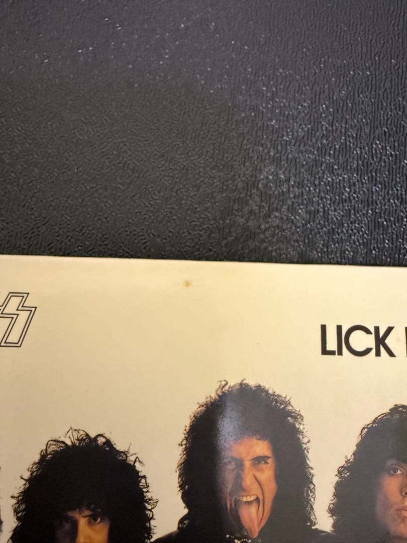 KISS LICK IT UP 紙ジャケット